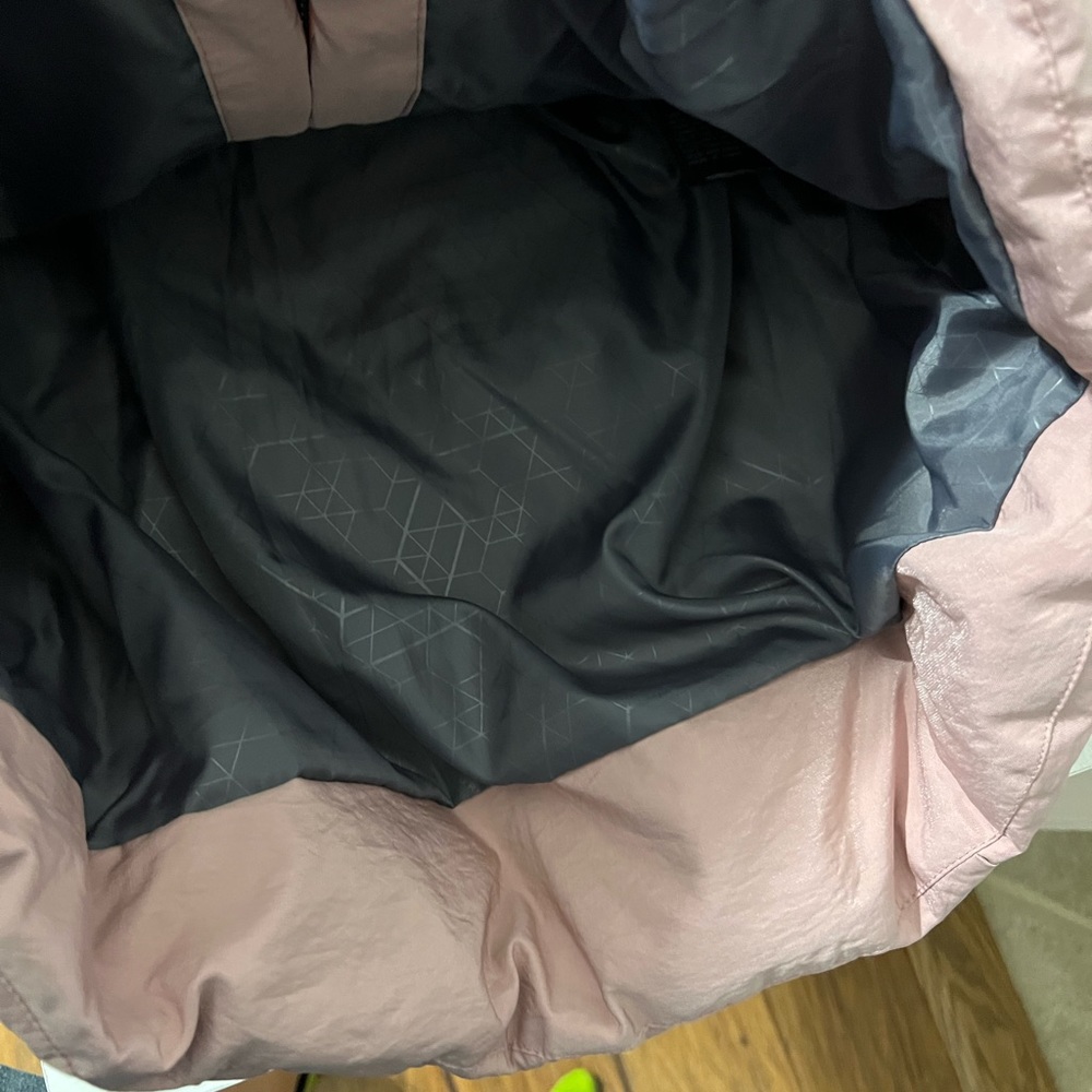 Pink winter jacket - Picture 4 of 16